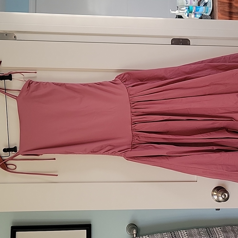 Elegant Pink Midi Dress